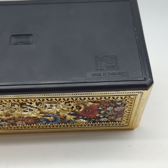 Elegant Gold and Multicolor Tissue Box - Picture 2 of 6